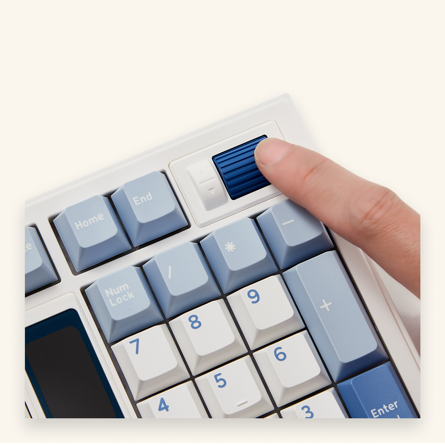 Akko 5098B Glacier draaiknop en numpad, close-up